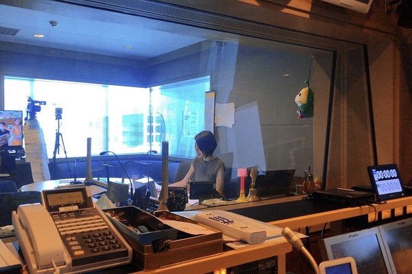 ラジオ番組の仕事風景